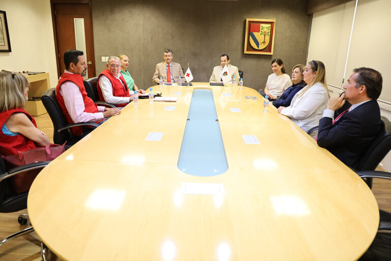 Universidad Panamericana Panamericana Firma Convenio Con La Cruz Roja