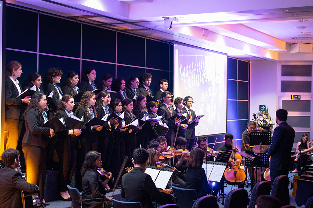 Ensamble de Cuerdas de la Orquesta Filarmónica de Colima