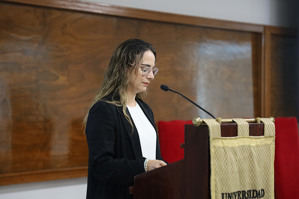 Colaboradores participan en taller sobre matrimonio y familia